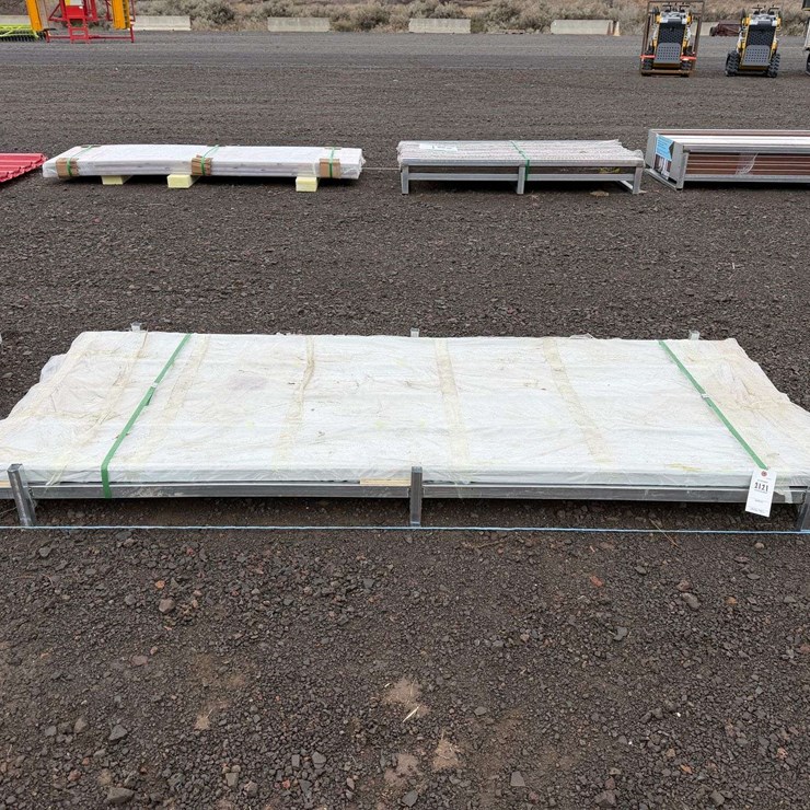 8'x3' White Metal Panels