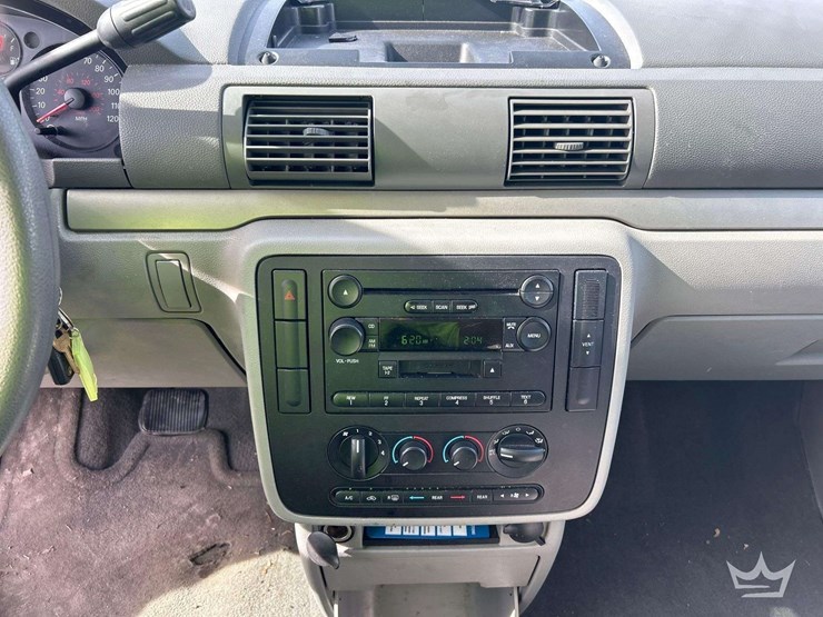 2005-ford-freestar-image-15