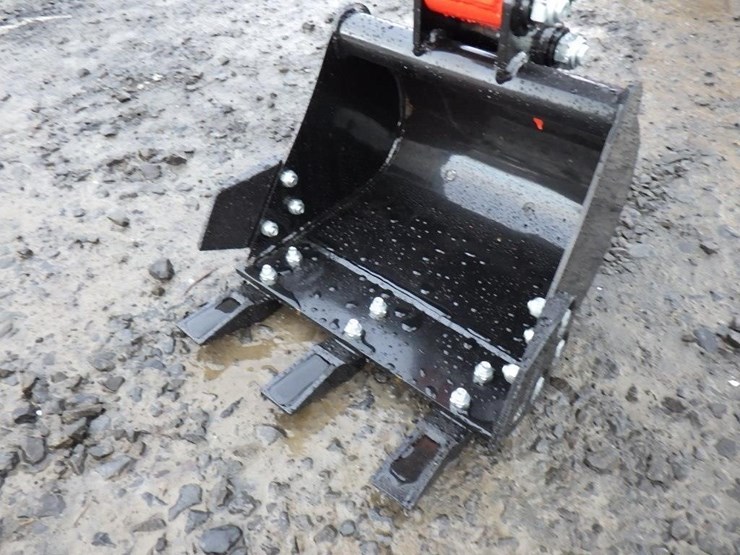 2025-tpm-tpm-18k-hydraulic-excavator-image-14