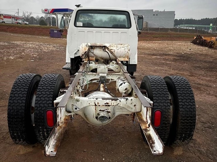 1998-ford-f700-image-4