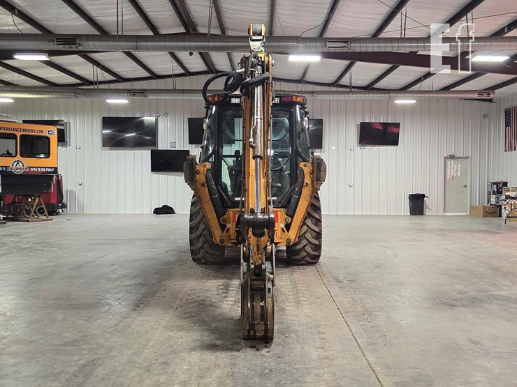 2013-case-580n-image-8