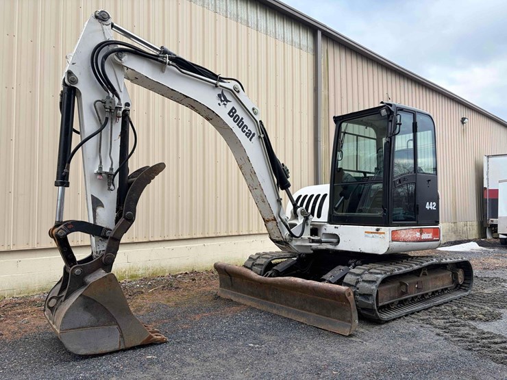 bobcat-442-image-1