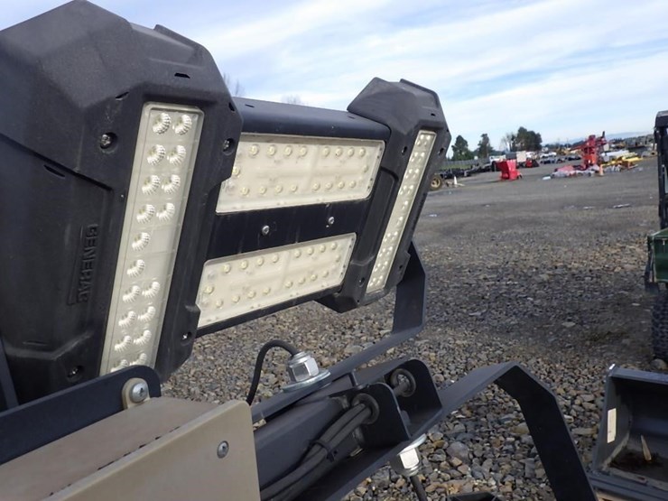 2017-generac-plt240-image-13