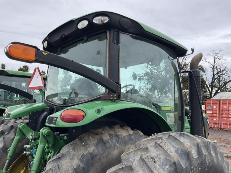 john-deere-6150r-image-8