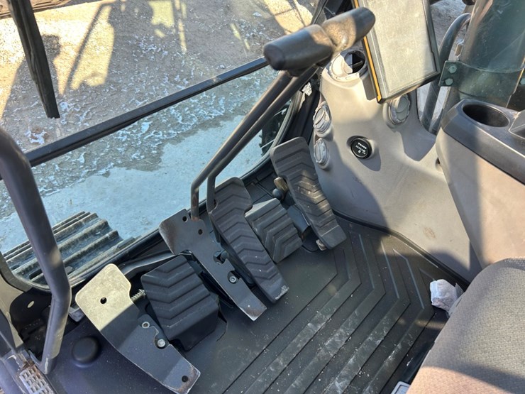 #122558-•-2017-volvo-ec160el-#vcec160ec00310212-image-37