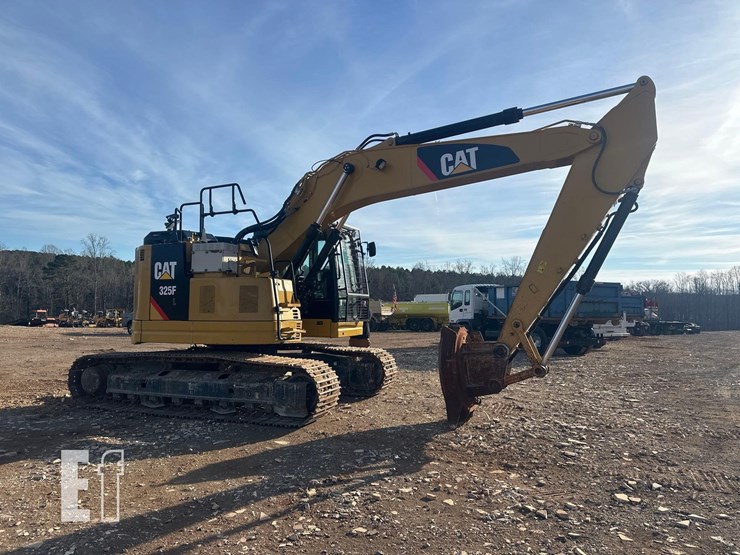 2020-caterpillar-325flcr-image-3