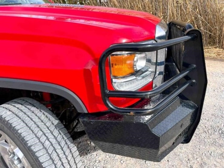 2016-gmc-2500-image-5