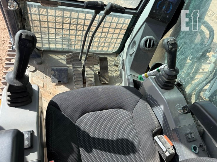 2023-xcmg-xe300u-image-19