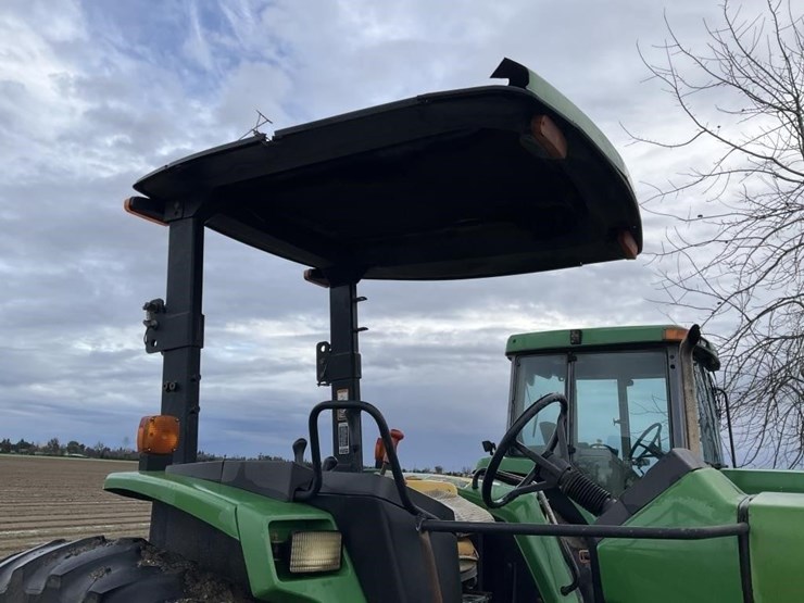 john-deere-7210-image-9