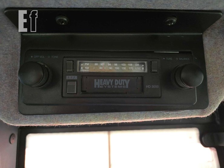 new-holland-tl100a-image-31