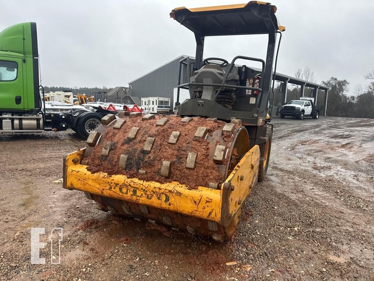 2014-volvo-sd75-image-2