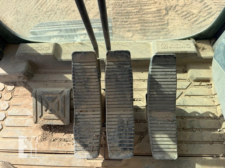 2022-xcmg-xe300u-image-28