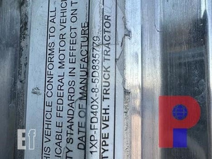 2005-peterbilt-378-image-14