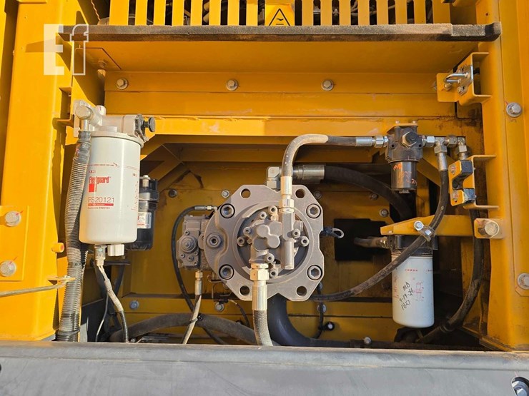 2022-xcmg-xe300u-image-25