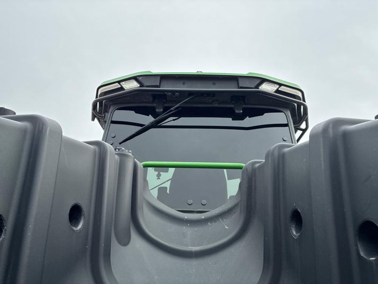 2024-john-deere-9r-590-image-23