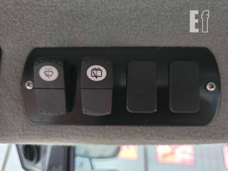 2020-caterpillar-cs44b-image-22