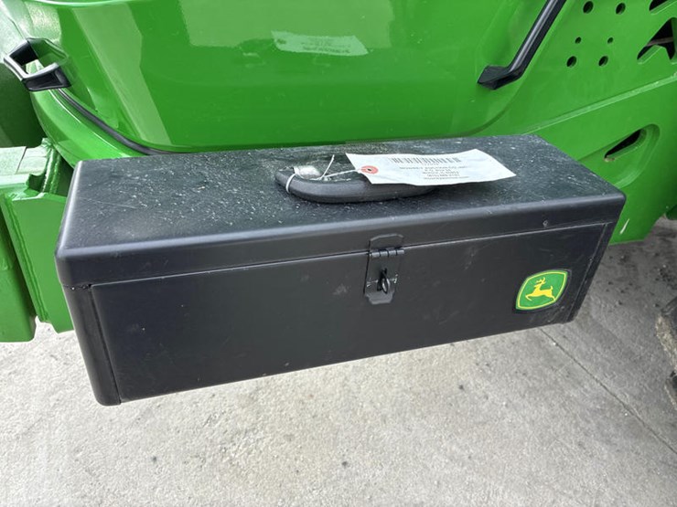 2024-john-deere-9r-590-image-39