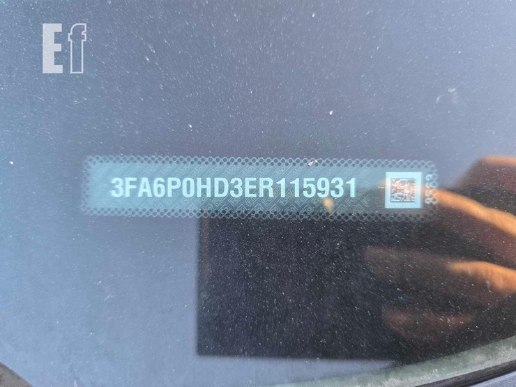 2014-ford-fusion-image-19