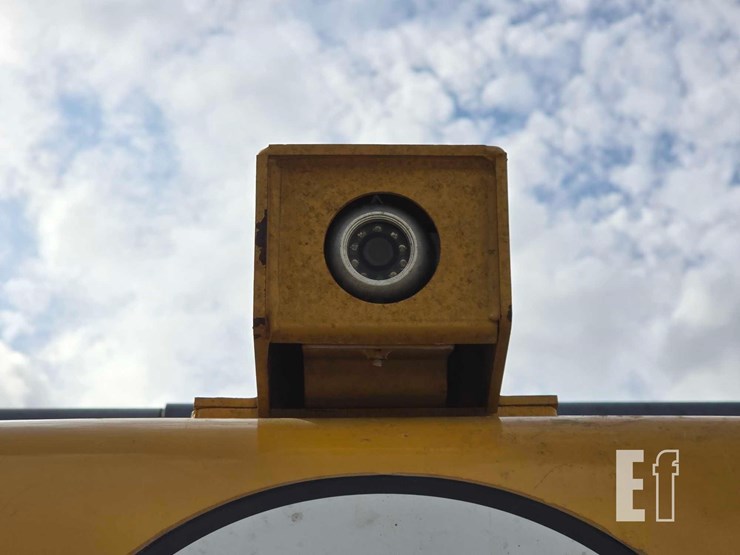 2022-xcmg-xe210u-image-9