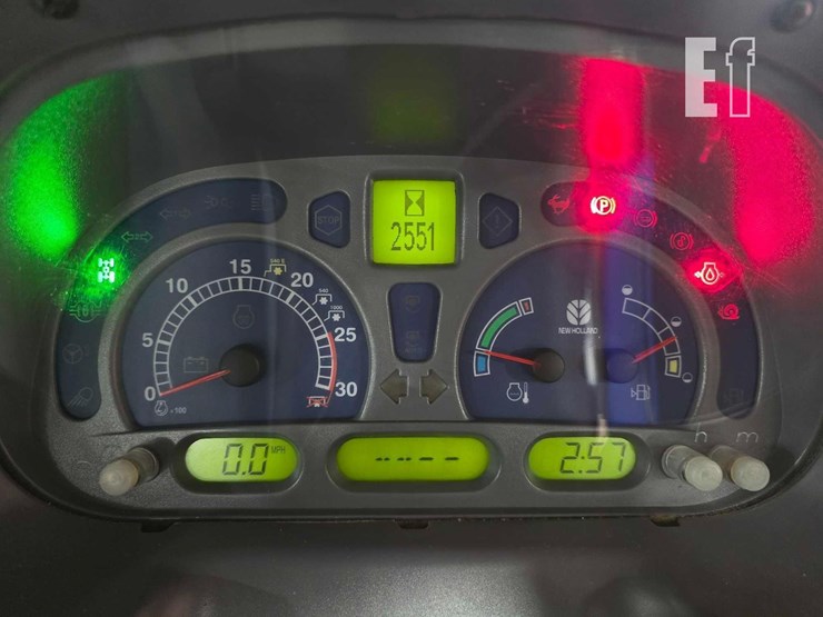 new-holland-tl100a-image-22