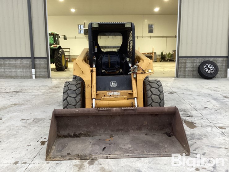 2001-john-deere-270-image-2