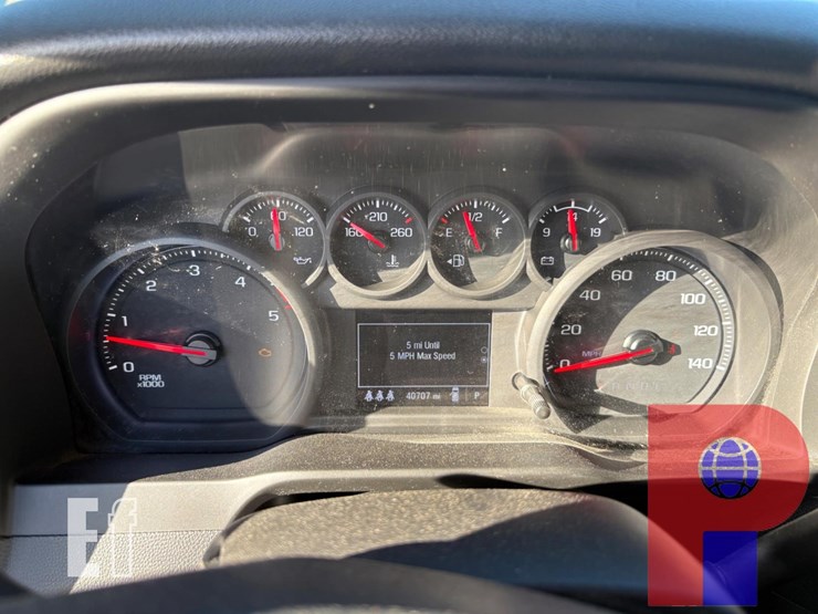 2024-chevrolet-silverado-3500hd-image-13