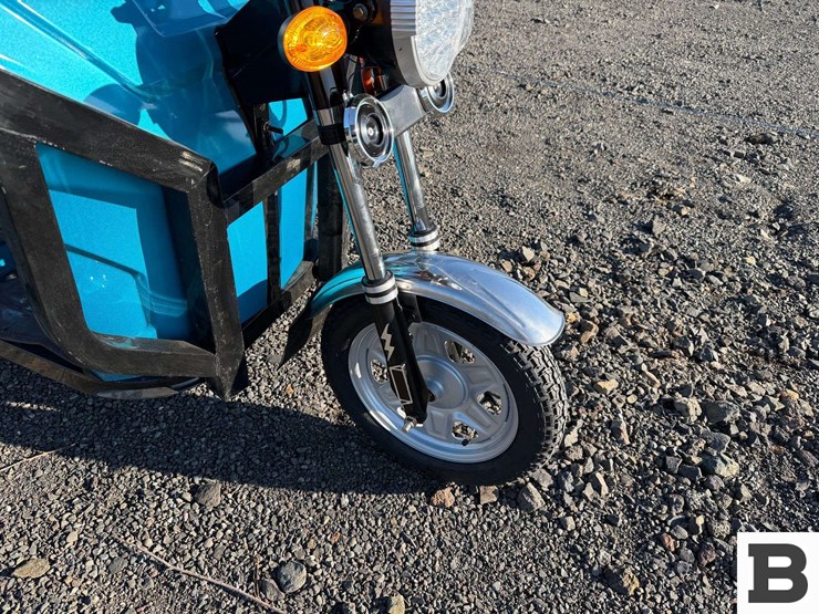 2025-ir-iret13-electric-tricycle-image-8