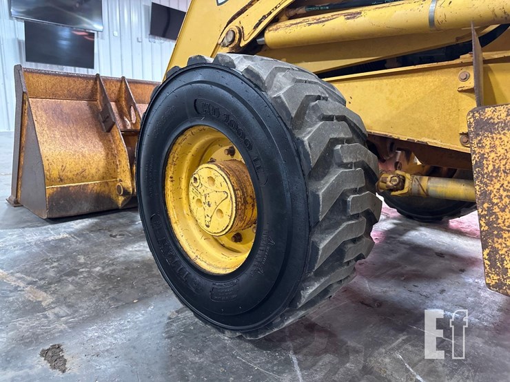 2006-deere-310g-image-29