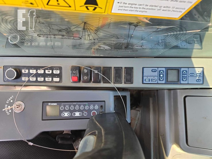 2022-xcmg-xe210u-image-16