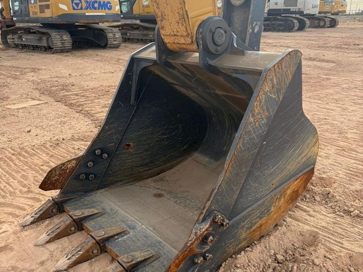 2022-xcmg-xe210u-image-12