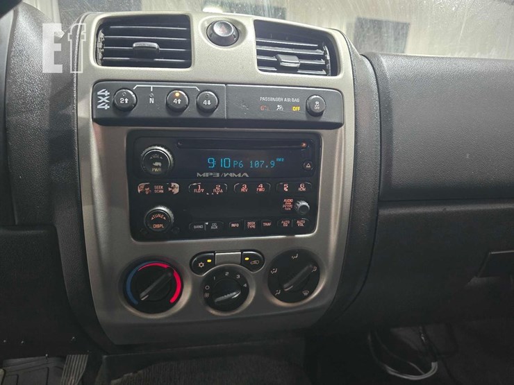 2012-chevrolet-colorado-image-13