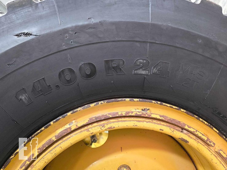 2006-caterpillar-140h-image-17