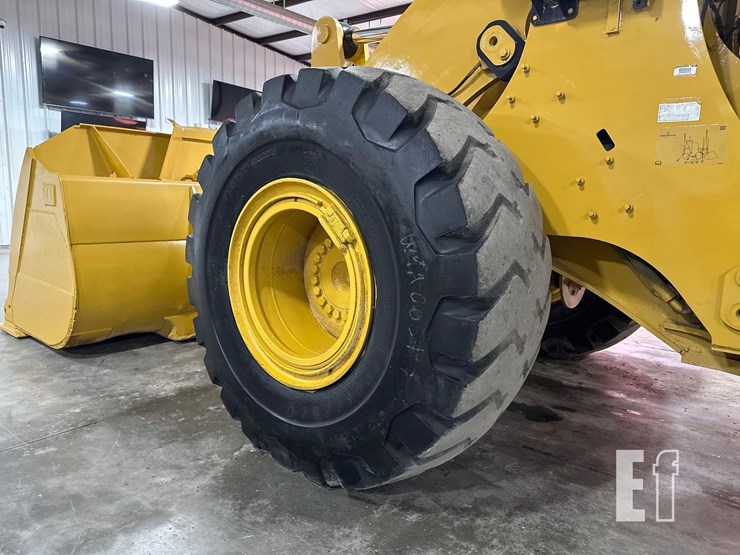 2017-caterpillar-962m-image-30