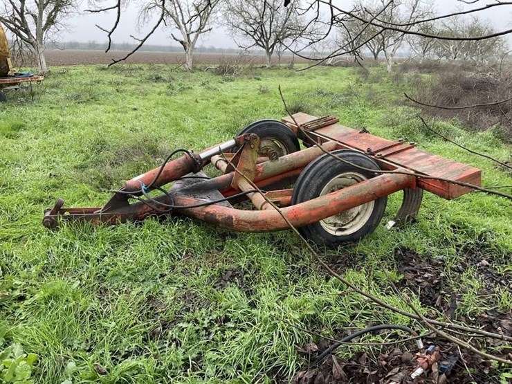 (offsite)-yonkers-johnson-600-2-shank-pull-ripper-image-2