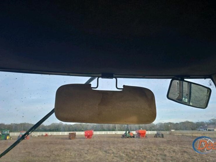 2000-john-deere-7610-image-26