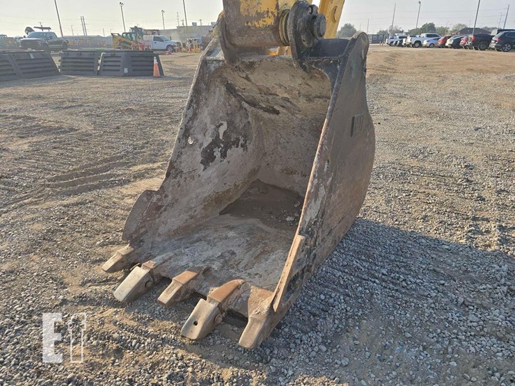 1995-caterpillar-325l-image-9