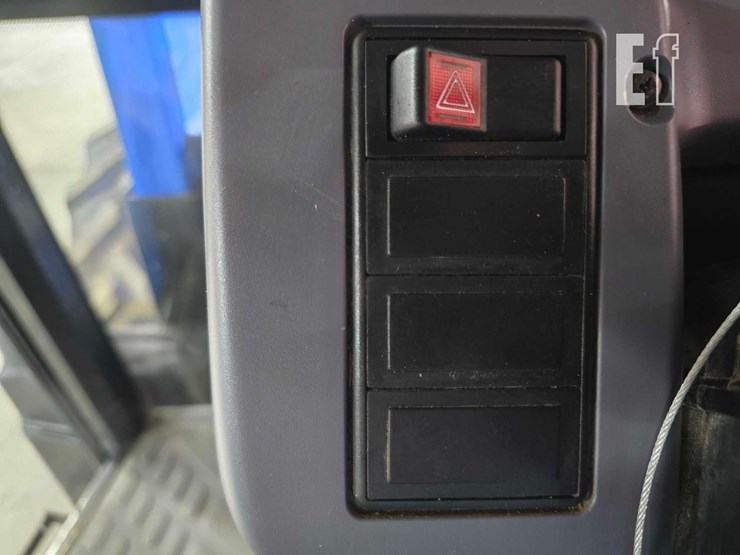 new-holland-tl100a-image-20