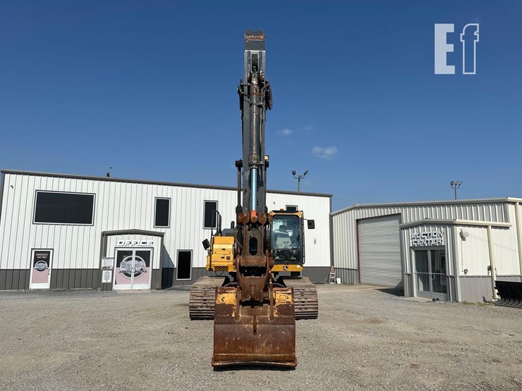 2018-deere-350g-lc-image-7