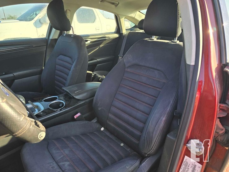 2014-ford-fusion-image-7