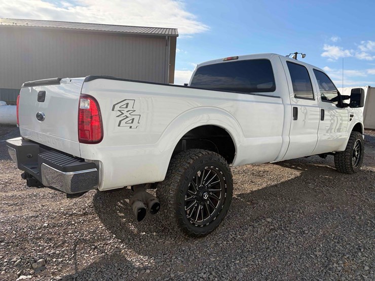2010-ford-f350-image-4