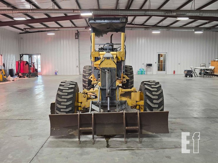 2004-volvo-g60-image-7