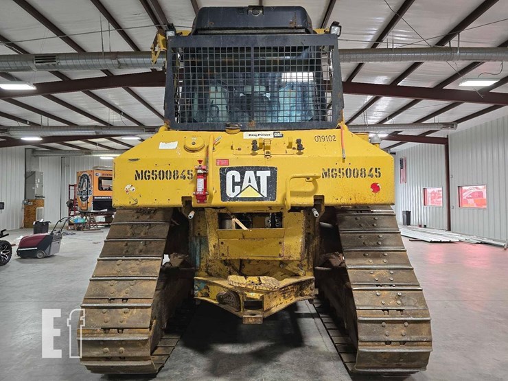 2016-caterpillar-d6n-lgp-image-8