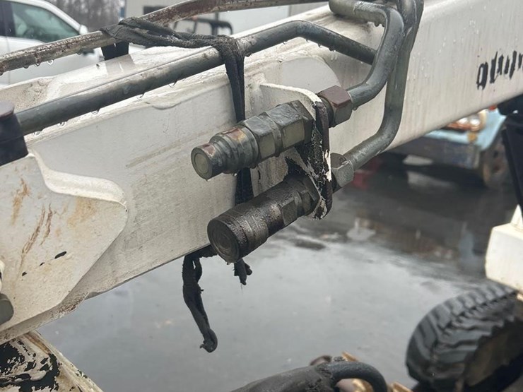 2000-bobcat-334c-image-7