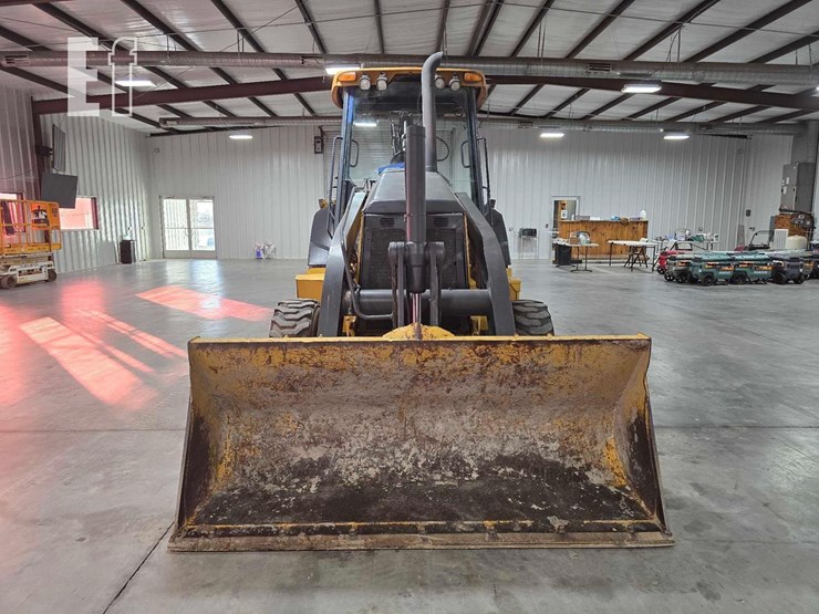 2014-deere-310k-image-7