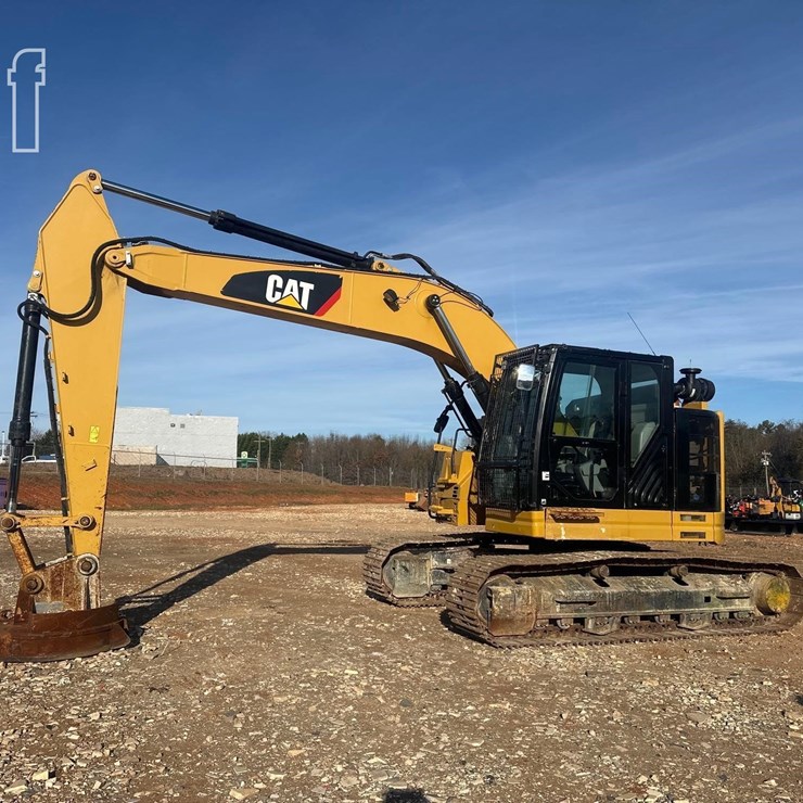 2020 CATERPILLAR 325FLCR