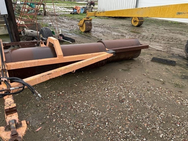 custom-24'-portable-smooth-roller-image-12