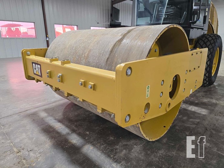 2020-caterpillar-cs44b-image-9