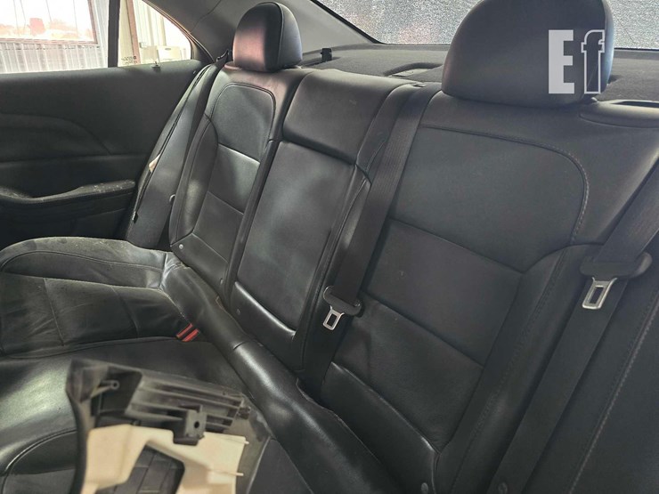 2015-chevrolet-malibu-image-21