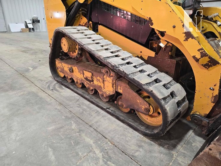 2014-caterpillar-299d-xhp-image-13