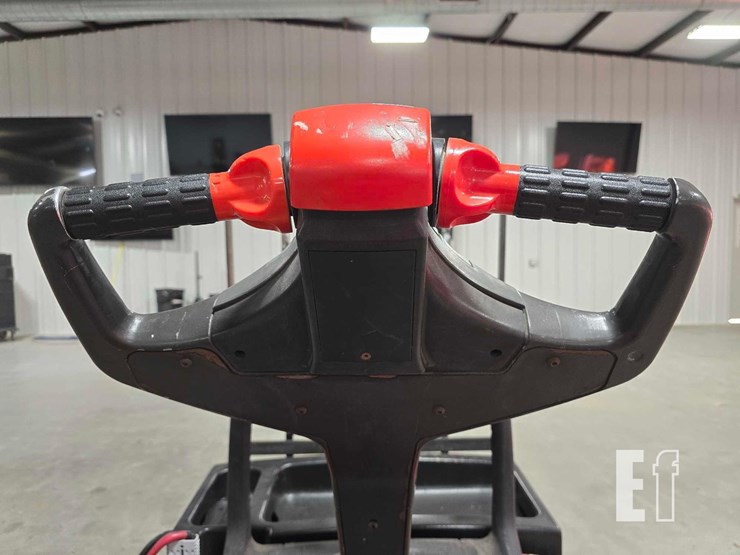 raymond-8400-image-9